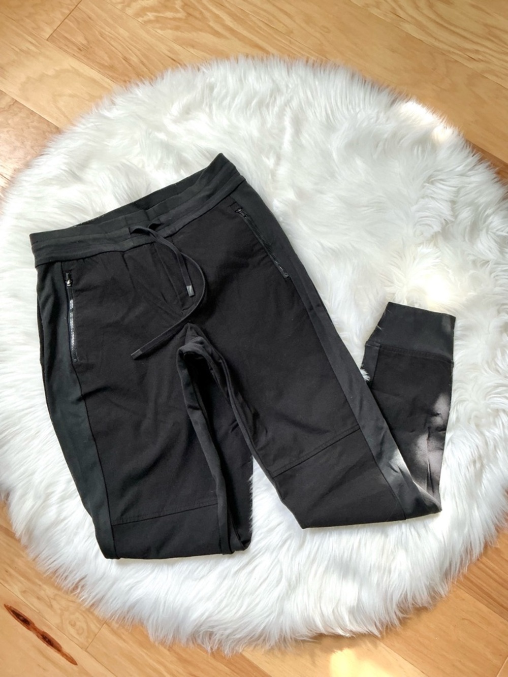 Athleta Black Headlands Hybrid Trek Jogger Pant with Drawstring Size 4